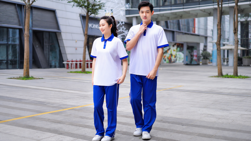 Đồng phục thể dục: Những điều cần biết trước khi mua